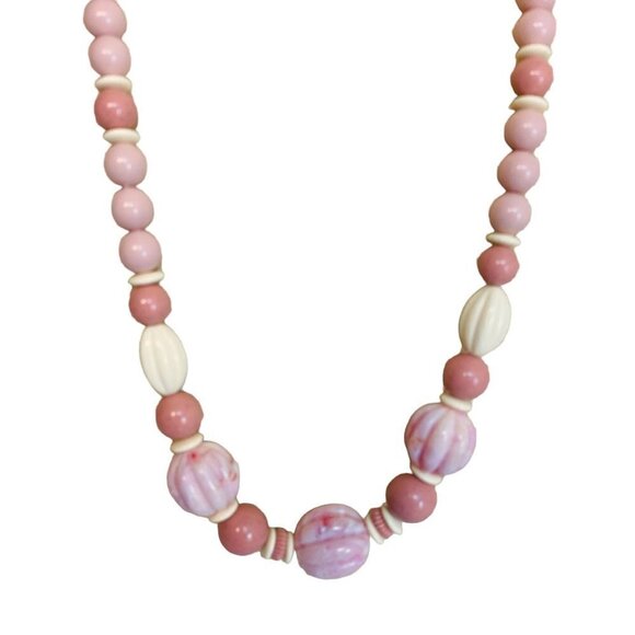 Vintage Avon Necklace Pink / Cream Beads 26" Long Retro Accessory - Picture 6 of 11